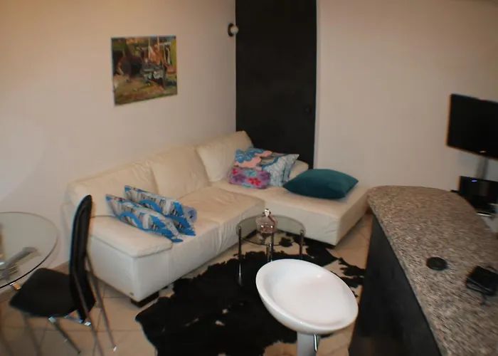 Amorino Apartman *